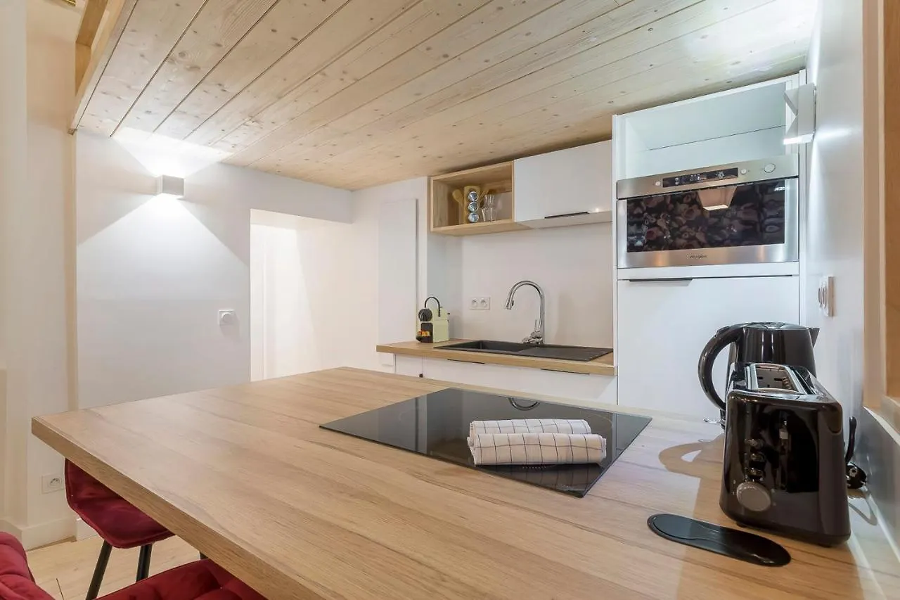 Hamac Suites - Meissonier 5 - 4 People Lyon 0*,  France